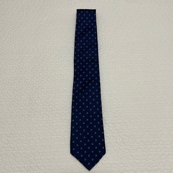 Yves Saint Laurent 100% Silk Classic Navy Tie—Great Looking!! Excellent Cond. - Picture 1 of 9